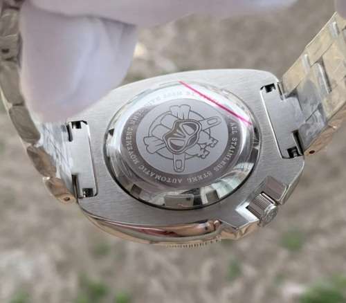 BARGAIN-STEELDIVE 6105 200M SD1970 SEIKO NH35A MVT 24 JEWELS !