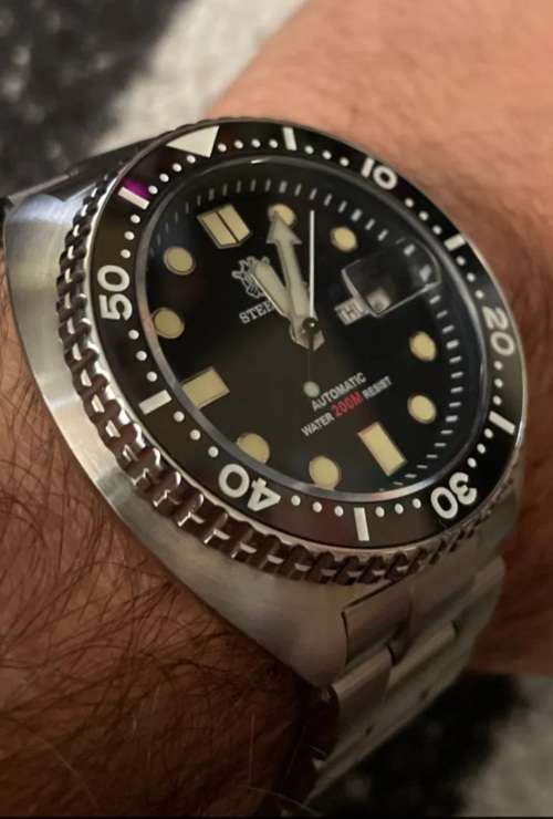 CRAZY DEAL!!-STEELDIVE SD-1972 TURTLE DAY DATE DIVER SEIKO NH36A MVT 24 JEWELS !