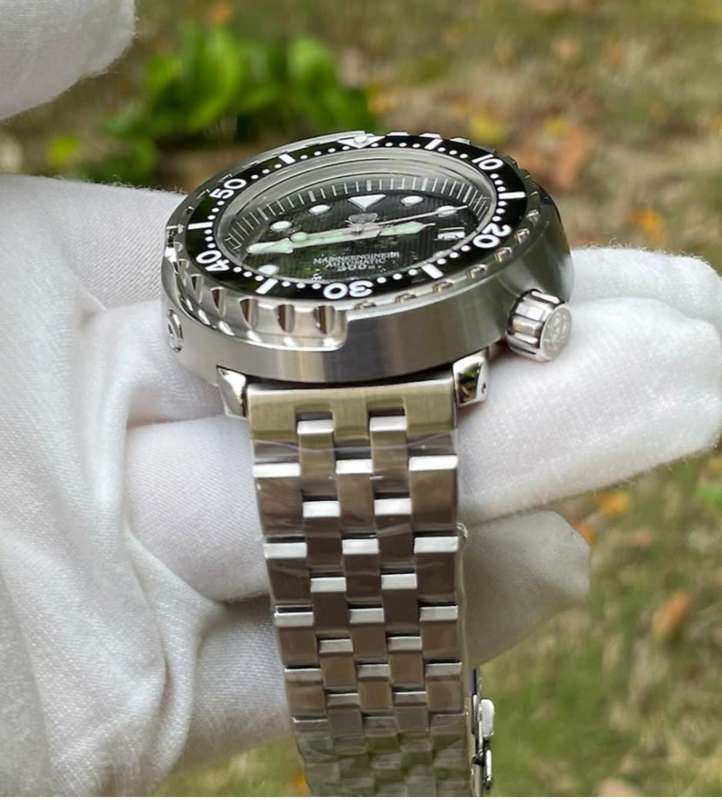 REDUCED!!-LAST ONE-STEELDIVE 300M SERIOUS MARINE DIVER TUNA TIN SEIKO NH35A MVT 24 JEWELS !