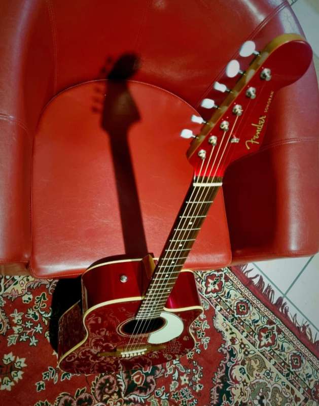 Fender Sonoran SCE Candy Apple Red Acoustic / Electric Guitar