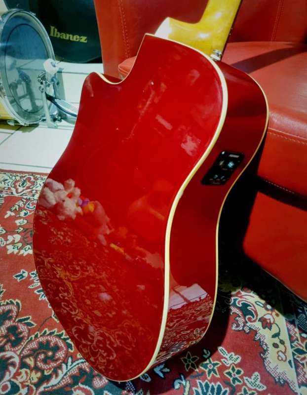 Fender Sonoran SCE Candy Apple Red Acoustic / Electric Guitar