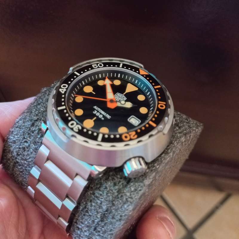 Monster!!-Watchdive 300m Automatic Seiko Tuna  Homage