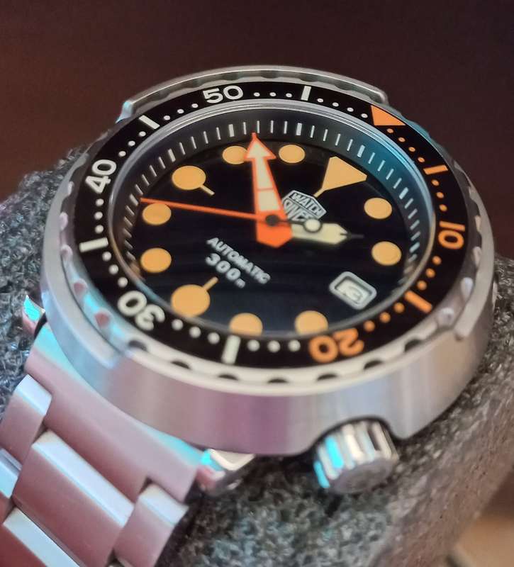 Monster!!-Watchdive 300m Automatic Seiko Tuna  Homage
