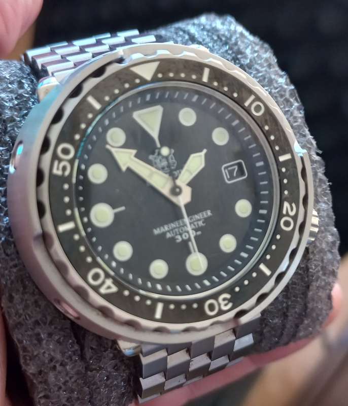 Steeldive 300m Automatic Seiko Tuna Homage NH35A MVT