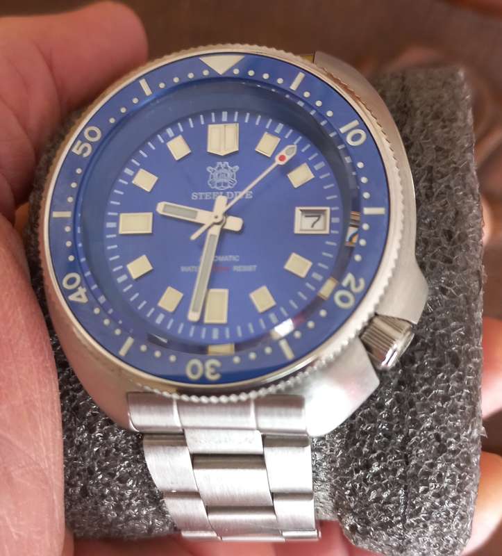 Steeldive 200m automatic Seiko Captain Willard Homage NH35A MVT