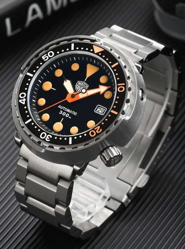 Monster!!-Watchdive 300m Automatic Seiko Tuna  Homage