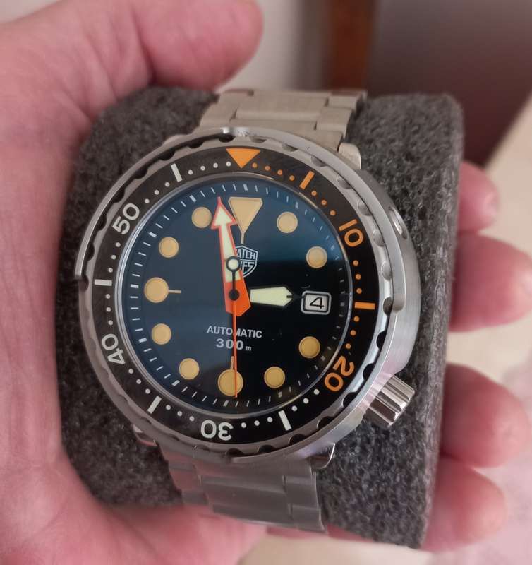 Monster!!-Watchdive 300m Automatic Seiko Tuna  Homage