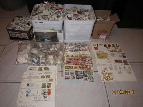 HUGE COLLECTION OF SOUTH ARFICAN STAMPS