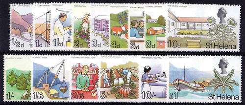 ST HELENA 1968 DEFINITIVE SET OF 15 L.M.M. SG 226-240. CAT 14,50 POUNDS.