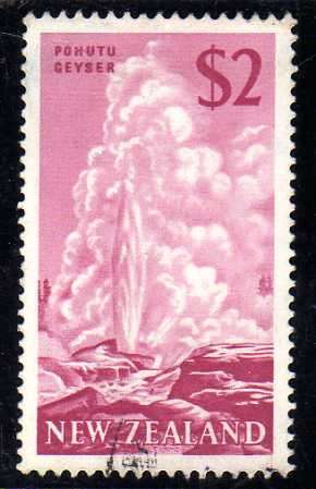 NEW ZEALAND 1967 $2 DEFIN VERY FINE USED. SG 862. CAT 6 POUNDS.