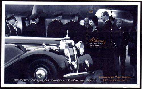 ALDERNEY 2002 "QEII GOLDEN JUBILEE" M/S UMM. SG MS184A. CAT 4 POUNDS.