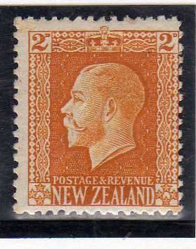 NEW ZEALAND 1915 KGV DEFIN 2d YELLOW PERF 14 x 13,5 L.M.M. SG 418. CAT 7,50 POUNDS.