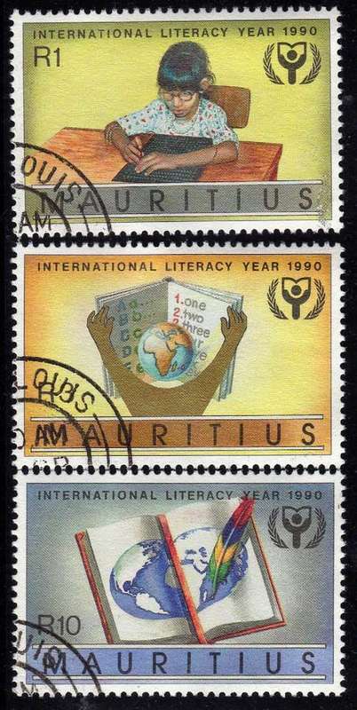 MAURITIUS 1990 "LITERACY YEAR" PART SET OF 3 STAMPS VFU. SG 846-48. CAT 16,50 POUNDS.