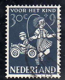 NETHERLANDS 1958 "CHILD WELFARE" 30c + 9c VFU.  SG 874. CAT 7 POUNDS.