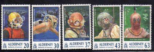ALDERNEY 1998 "DIVING CLUB" SET OF 5 VFU. SG A110-114. CAT 6,45 POUNDS.