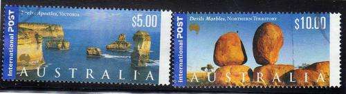 AUSTRALIA 2000 "VIEWS OF AUSTRALIA" $5 + $10 VFU. SG 1988-89. CAT 6,75 POUNDS.