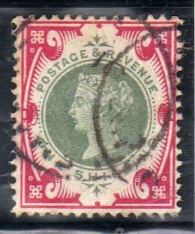 GREAT BRITAIN 1900 1/- GREEN & CARMINE VERY FINE USED (APPEARS UNSOAKED). SG 214. CAT 125 POUNDS.