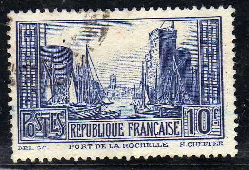 FRANCE 1929 "VIEWS" 10FR VERY FINE USED. SG 474b. CAT 20 POUNDS.
