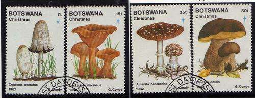 BOTSWANA 1982 "FUNGI" SET OF 4 V.F.U. SG 533-6. CAT 9,75 POUNDS.