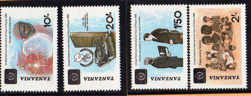 TANZANIA 1986 "PEACE YEAR" SET OF 4 UMM. SG 499-502. CAT 5,10 POUNDS.
