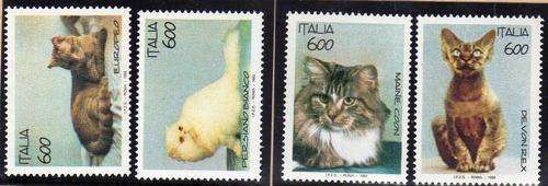 ITALY 1993 "DOMESTIC CATS" SET OF 4 U.M.M. SG 2199-2202. CAT 4,80 POUNDS.