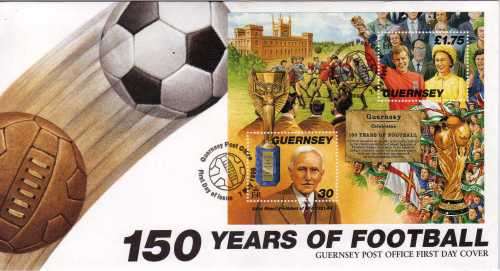 GUERNSEY 1998 "150 YEARS OF FOOTBALL" MINI SHEET ON FDC. SG MS 780. CAT 5,50 POUNDS.