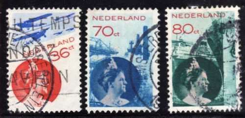 NETHERLANDS 1931 SET OF 3 VERY FINE USED. SG 394-395b. CAT 7,15 POUNDS.