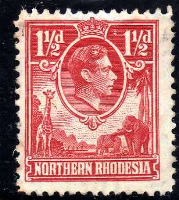 NORTHERN RHODESIA 1938 DEFIN 1,5d CARMINE RED MM WITH SLIGHTLY SWEATED GUM. SACC 29. CAT R1000.