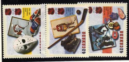 CANADA 1992 `ICE HOCKEY LEAGUE` SET OF 3 U.M.M. SG 1516-18. CAT 4,80 POUNDS.
