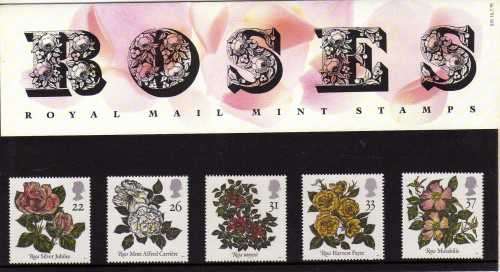 GREAT BRITAIN 1991 ROSES SET OF 5 UMM IN PRESENTATION PACK. SG 1568-72. CAT 5 POUNDS