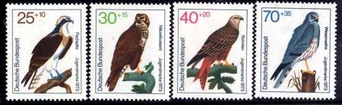 GERMANY WEST 1973 "BIRDS OF PREY" SET OF 4 UMM. SG 1648-51. CAT 10,40 POUNDS.
