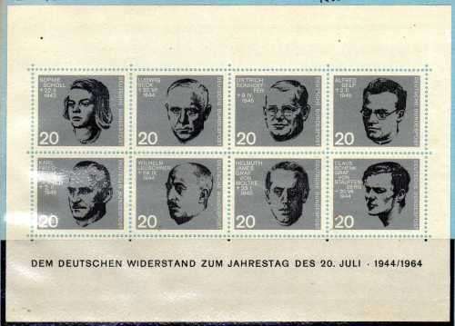 GERMANY WEST 1964 "20TH ANNIV ATTEMPT TO KILL HITLER" SHEET OF 8 UMM. SG 1343a-1343h. CAT 9,50 GBP.