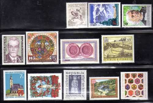 AUSTRIA 1990 COMPLETE COMMEMORATIVE ISSUES 33 STAMPS UMM. SG 2216-48. CAT 46,65 POUNDS.