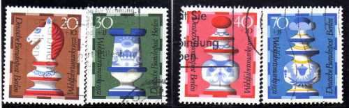 GERMANY BERLIN 1972 "CHESSMEN" SET OF 4 FU. SG B424-27. CAT 5,30 POUNDS.