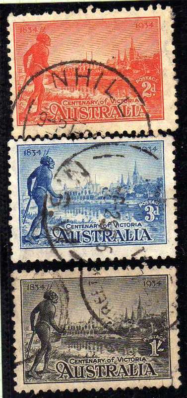 AUSTRALIA 1934 "CENT OF VICTORIA" SET OF 3 PERF 10,5 FINE USED. SG 147-9. CAT 25 POUNDS.