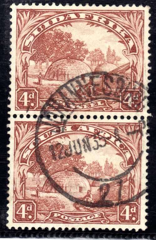 SOUTH AFRICA 1930-45 ROTO 4d BROWN (1ST ISSUE) INV WMK VERTICAL PAIR VFU. SG 46aw. CAT 32 POUNDS.