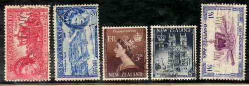 NEW ZEALAND 1953 CORONATION SET OF 5 FINE - VERY FINE USED. SG 714-718. CAT 7 POUNDS.