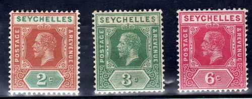 SEYCHELLES 1917-22 DEFIN WMARK MULTI CROWN CA 2c, 3c & 6c LMM. CAT 7,50 GBP.