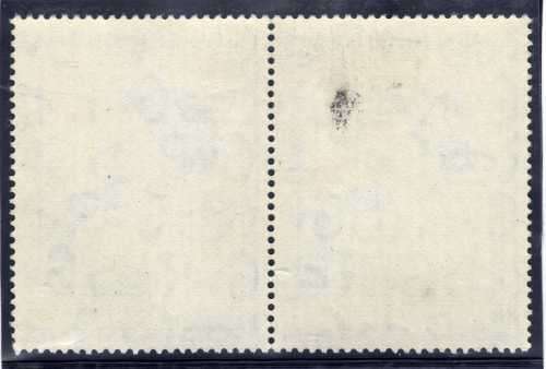 GREAT BRITAIN 1948 SILVER WEDDING 1 POUND LIGHTLY MOUNTED MINT HORIZ PAIR. SG 494. CAT 80 POUNDS.