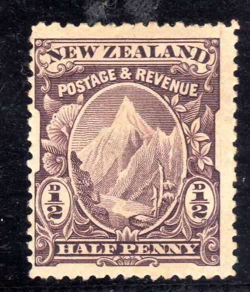 NEW ZEALAND 1898 DEFIN 1/2d PURPLE-BROWN. SG 246 MOUNTED MINT. CAT 8,50 POUNDS.