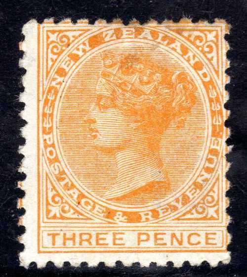 NEW ZEALAND 1882-1900 DEFIN 3d YELLOW PERF 12 x 11,5 MOUNTED MINT. SG 198. CAT 70 POUNDS.