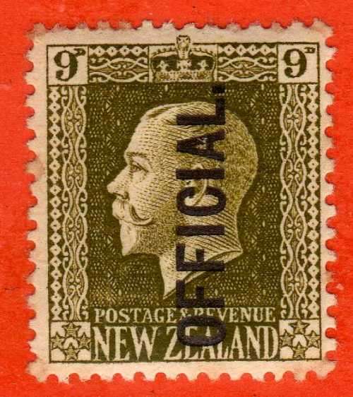 NEW ZEALAND 1915 OFFICIAL 9d SAGE GREEN LMM. SG O104. CAT 42 POUNDS.