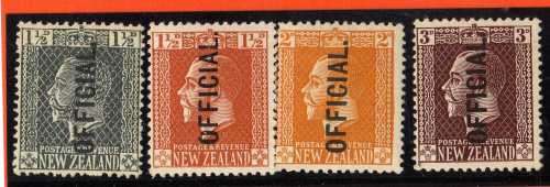 NEW ZEALAND 1915-34 OFFICIAL STAMPS x 4 MOUNTED MINT. SG O90-O93. CAT 35,50 POUNDS.