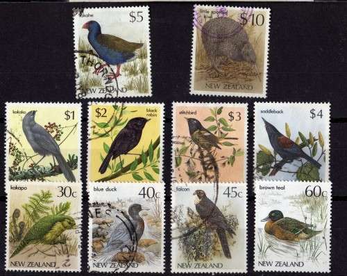 NEW ZEALAND 1982 DEFIN "NATIVE BIRDS" SET OF 10 VFU. (60c UMM) SG 1288-97. CAT 16 POUNDS.
