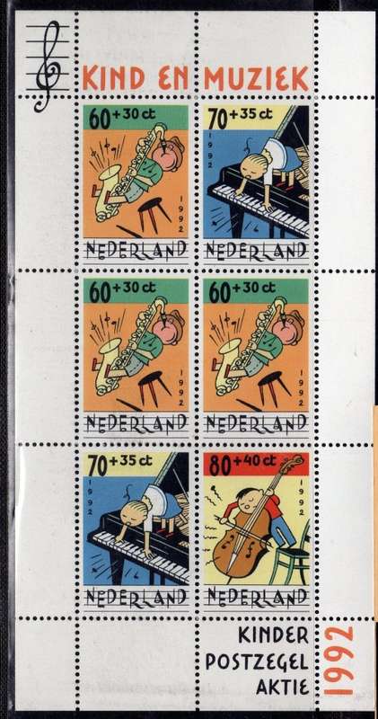 NETHERLANDS 1992 "CHILD WELFARE" MINI SHEET U.M.M. SG MS 1661. CAT 7,75 POUNDS.