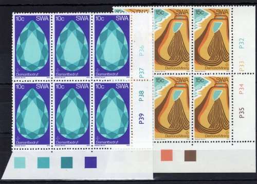 SOUTH WEST AFRICA 1974 "DIAMOND MINING" SET OF 2 IN CONTROL BLOCKS OF 6 UMM. SACC 276-277. CAT R180.
