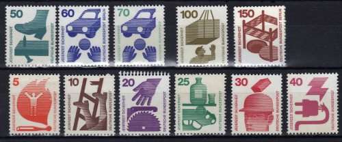 GERMANY WEST 1971 ACCIDENT PREVENTION SET OF 11 UMM. SG 1596-1605. CAT 20,35 POUNDS.
