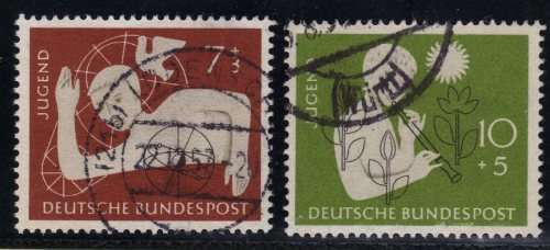 GERMANY WEST 1956 YOUTH HOSTELS FUND SET OF 2 V.F.U. SG 1158-9. CAT 16,25 POUNDS.