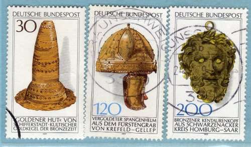 GERMANY WEST 1977 "ARCHAEOLOGICAL HERITAGE" SET OF 3 VFU. SG 1834-36. CAT 5 POUNDS.