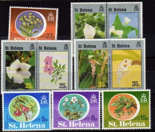 ST HELENA 2 SETS OF FLOWERS UMM. 1981 SG 369-372 & 1994 SG 653-8. CAT 5,05 POUNDS.